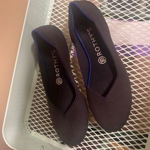 Rothy’s Navy Round toe in great condition.